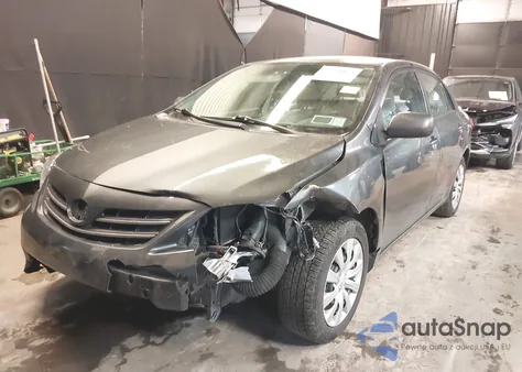 2013 Toyota Corolla Le z USA, uszkodzony, nr VIN 2T1BU4EE0DC053205